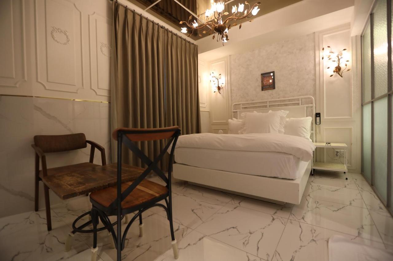 February Hotel Seongseo Daegu Extérieur photo